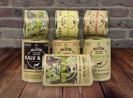 Produktdesign av etiketter för konservburkar.